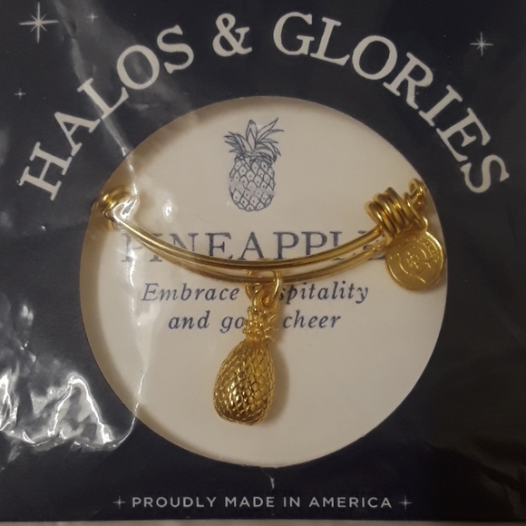 Halos & Glories Pineapple Charm Bracelet - Picture 7 of 8